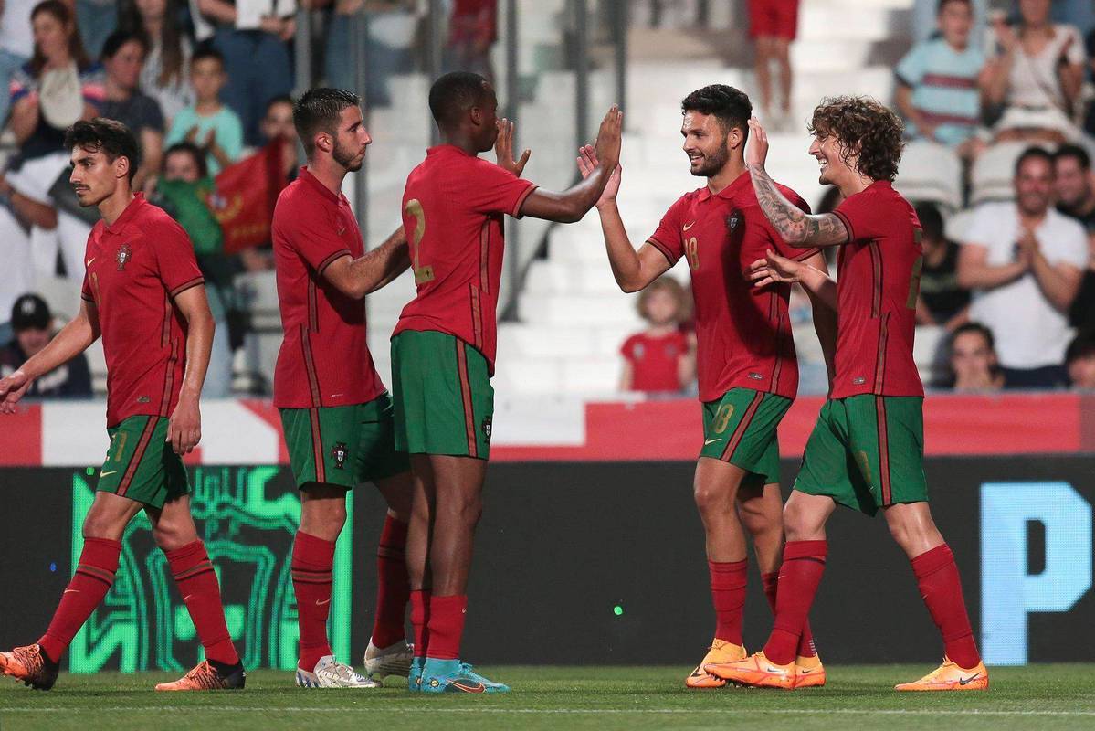 法国国脚因私人问题缺阵,球队备战略受影响的简单介绍 法国国脚因私人问题缺阵,球队备战略受影响的简单介绍