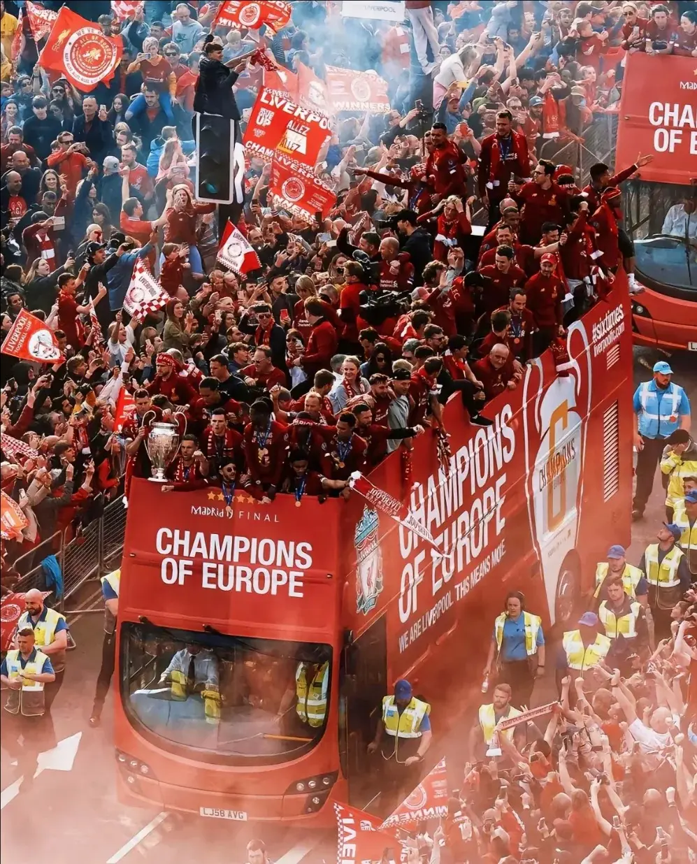 od体育下载-利物浦客场遭遇惨败，球队卫冕形势堪忧的简单介绍