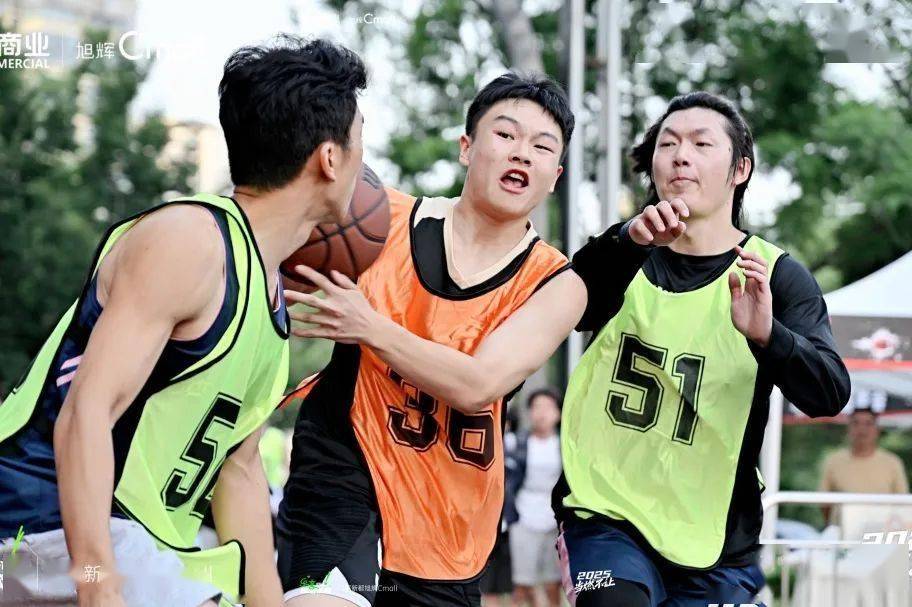 od体育馆-精彩绝伦！球员个个展现超凡技艺的简单介绍