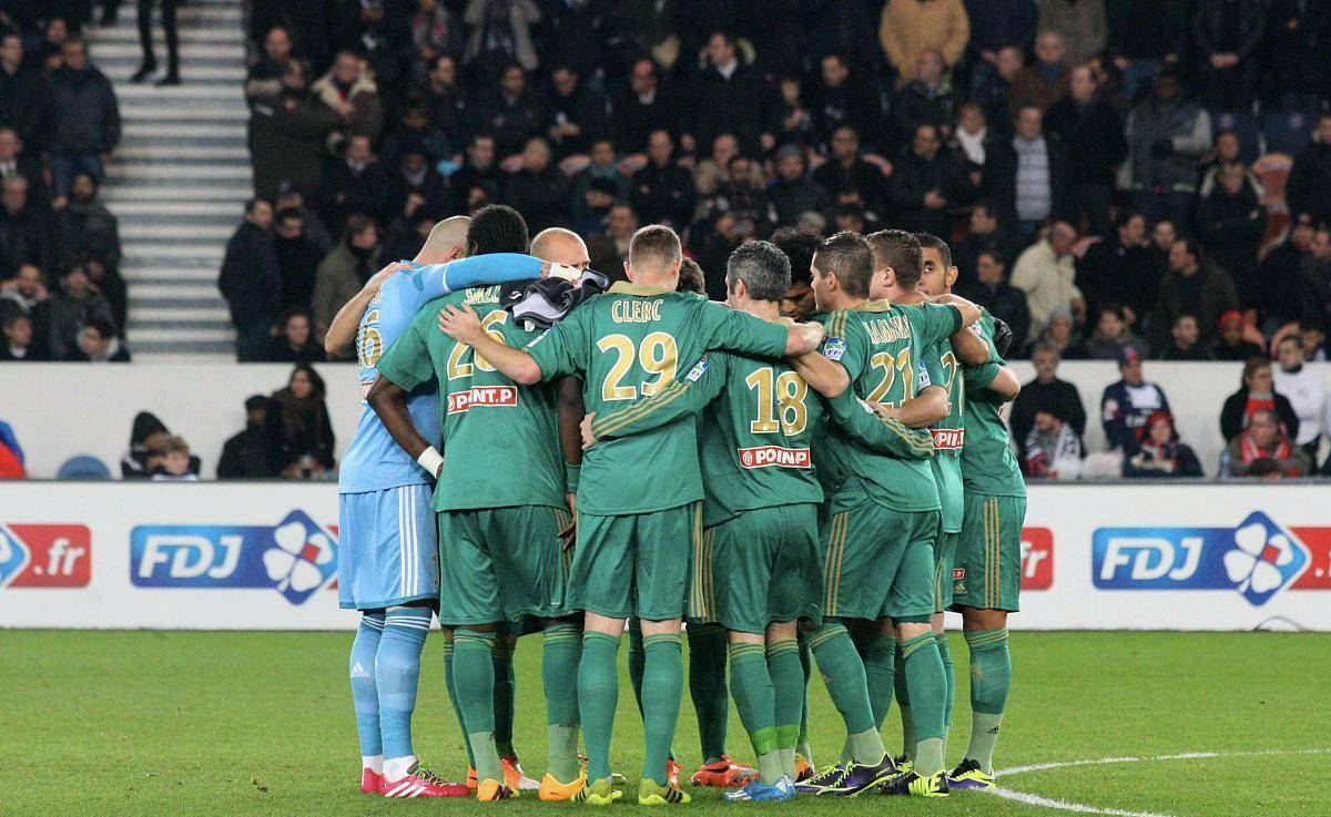 瓦朗谢纳客场大胜,法国联赛积分领先保持不败 瓦朗谢纳客场大胜,法国联赛积分领先保持不败