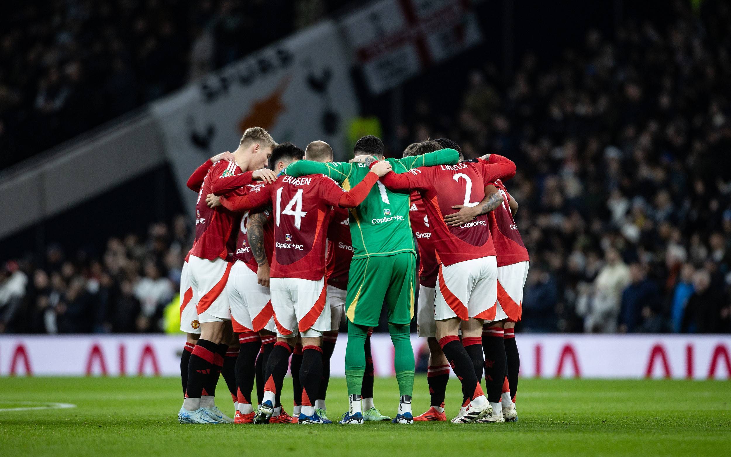 利物浦迎战马德里竞技,双方拼尽全力 利物浦迎战马德里竞技,双方拼尽全力