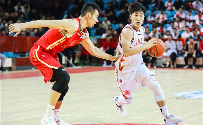 吉林队主场击败新疆,取得关键胜利的简单介绍 吉林队主场击败新疆,取得关键胜利的简单介绍