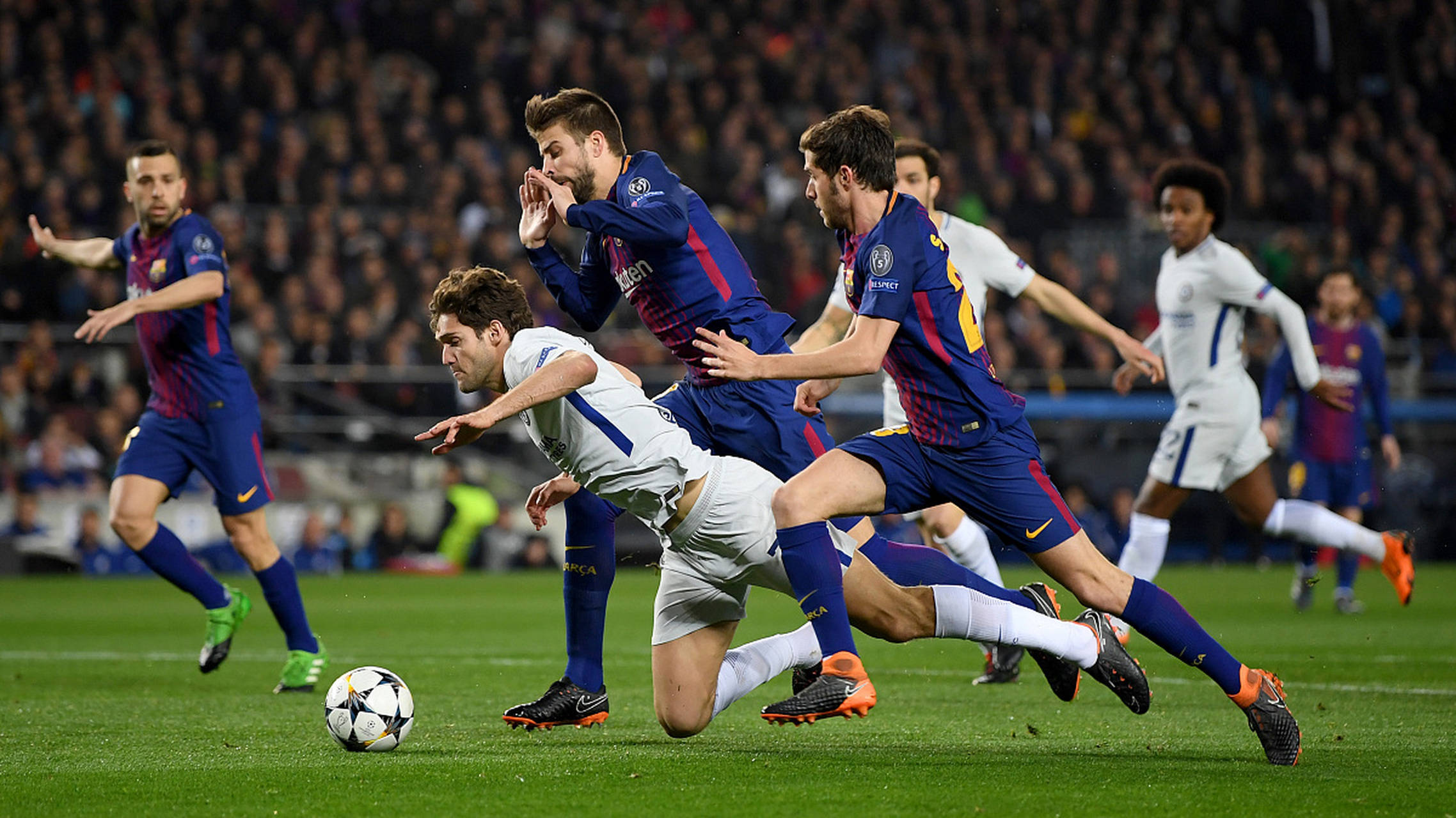 巴伦西亚客场战胜对手,创造历史佳绩 巴伦西亚客场战胜对手,创造历史佳绩