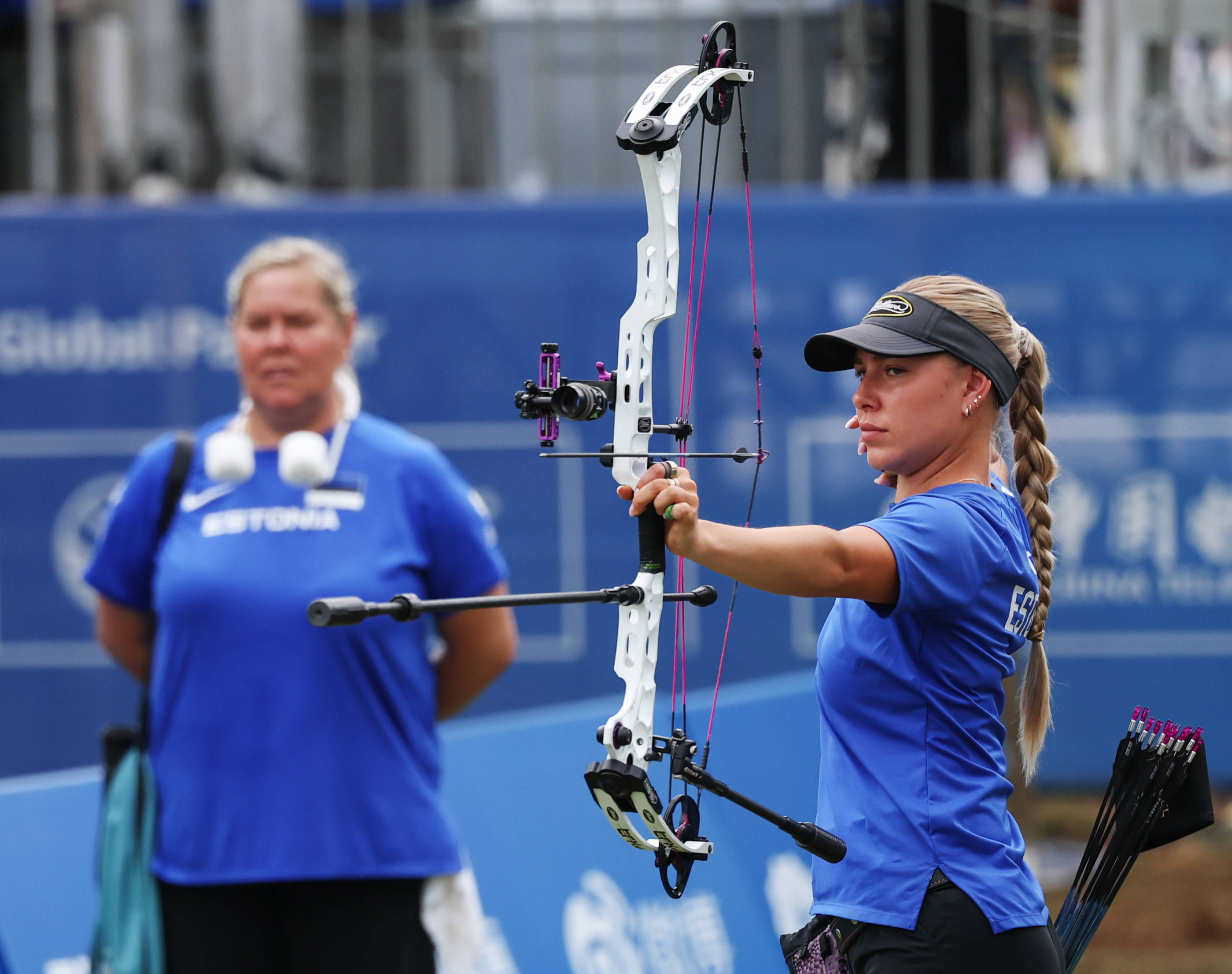 爱沙尼亚代表团在射击比赛中实现逆袭