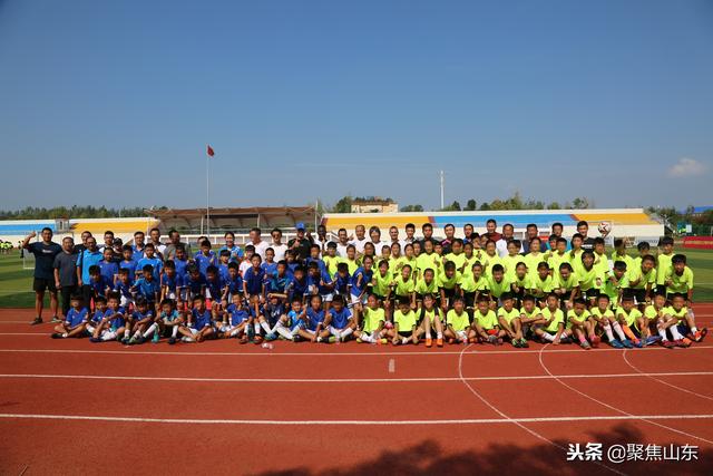 意甲球队开设青训营,为培养未来巨星铺路 意甲球队开设青训营,为培养未来巨星铺路