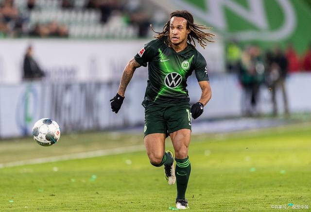 沃尔夫斯堡球员伤愈复出,助球队打破连败的简单介绍 沃尔夫斯堡球员伤愈复出,助球队打破连败的简单介绍