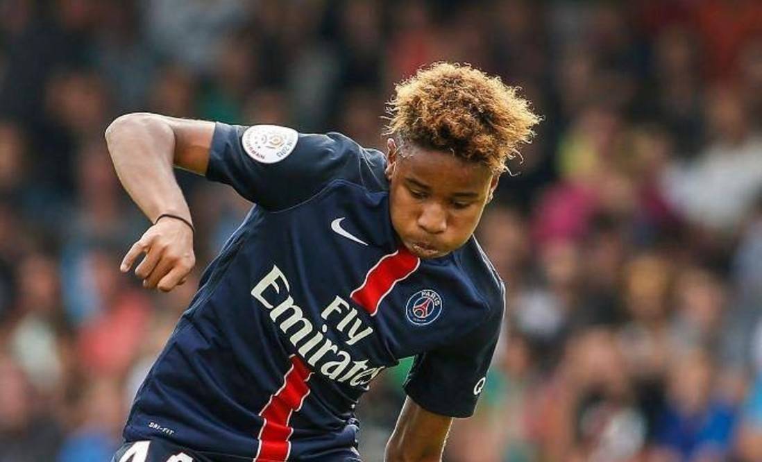 法国队战绩喜人,锁定决赛名额 法国队战绩喜人,锁定决赛名额