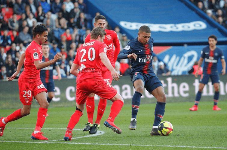 包含南特将迎战雷恩,球迷期待双方表现的词条 包含南特将迎战雷恩,球迷期待双方表现的词条